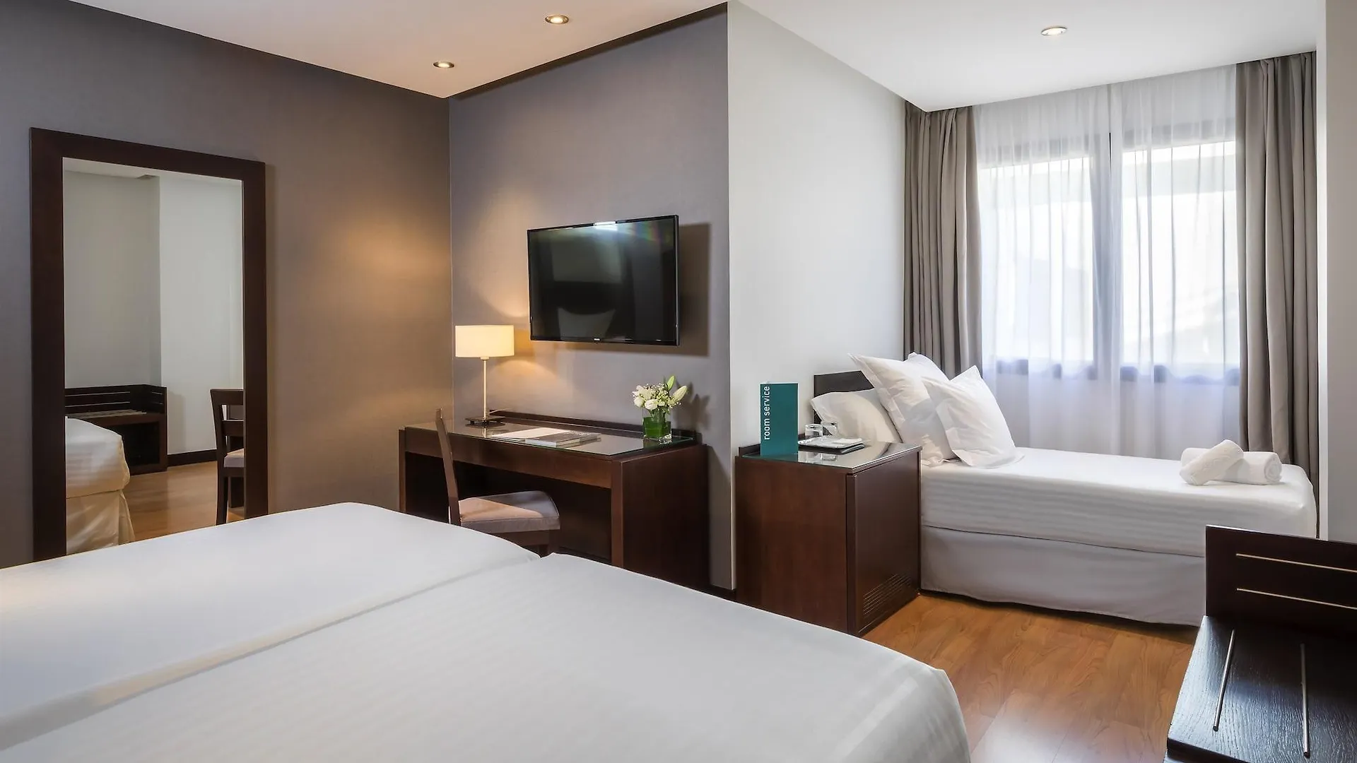 Occidental Granada By Barceló Hotel